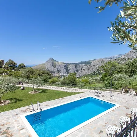 House Marta Дом отдыха *